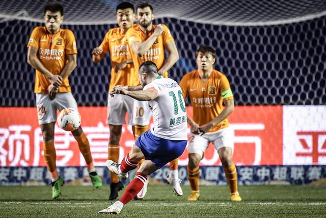 红果体育官方平台｜HONGGUO SPORTS 体育娱乐中心APP展示